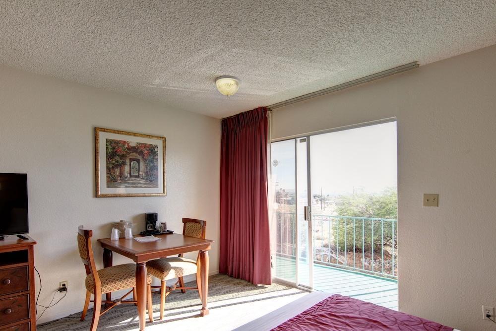 Hotel Desert Hot Springs Spa Hotel 4*