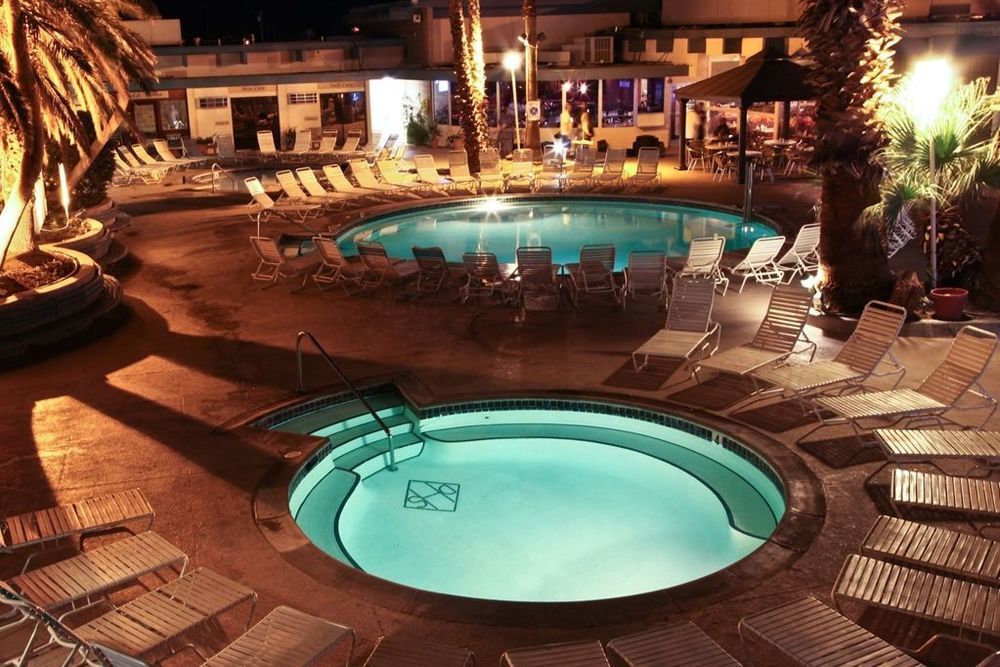 Hotel Desert Hot Springs Spa Hotel 4*