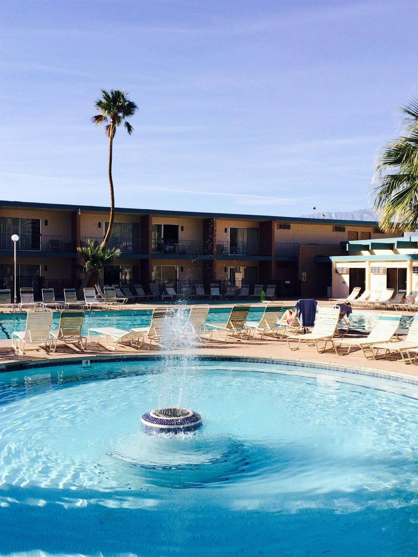Desert Hot Springs Spa Hotel 4* Desert Hot Springs