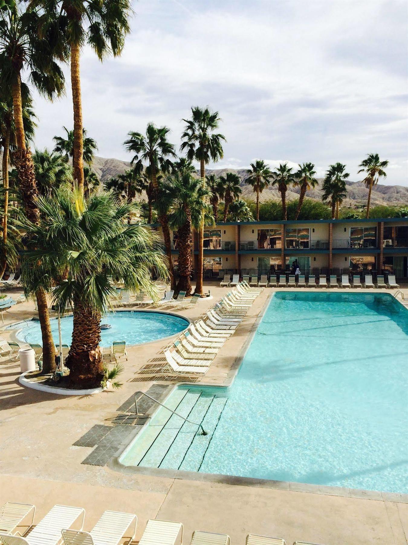 Hotel Desert Hot Springs Spa Hotel 4*