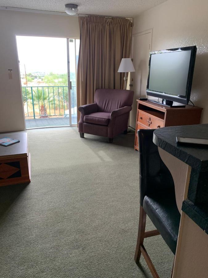 Desert Hot Springs Spa Hotel Hotel 4*